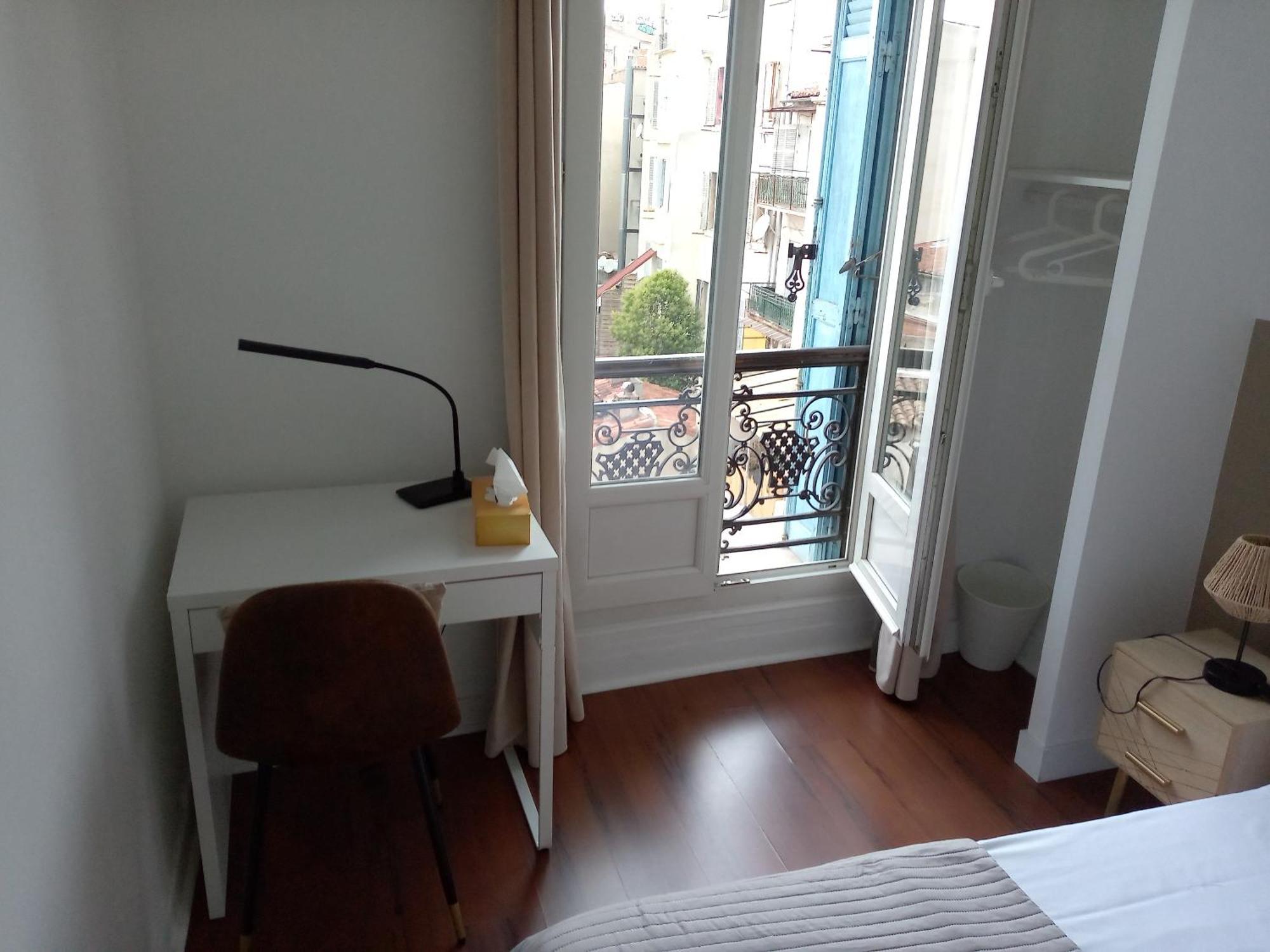 Quartier Le Plus Anime De Marseille "La Plaine Cours Julien "Chambre Avec Salle De Bain Wc Privee Integrees "Dans Appartement Bagian luar foto