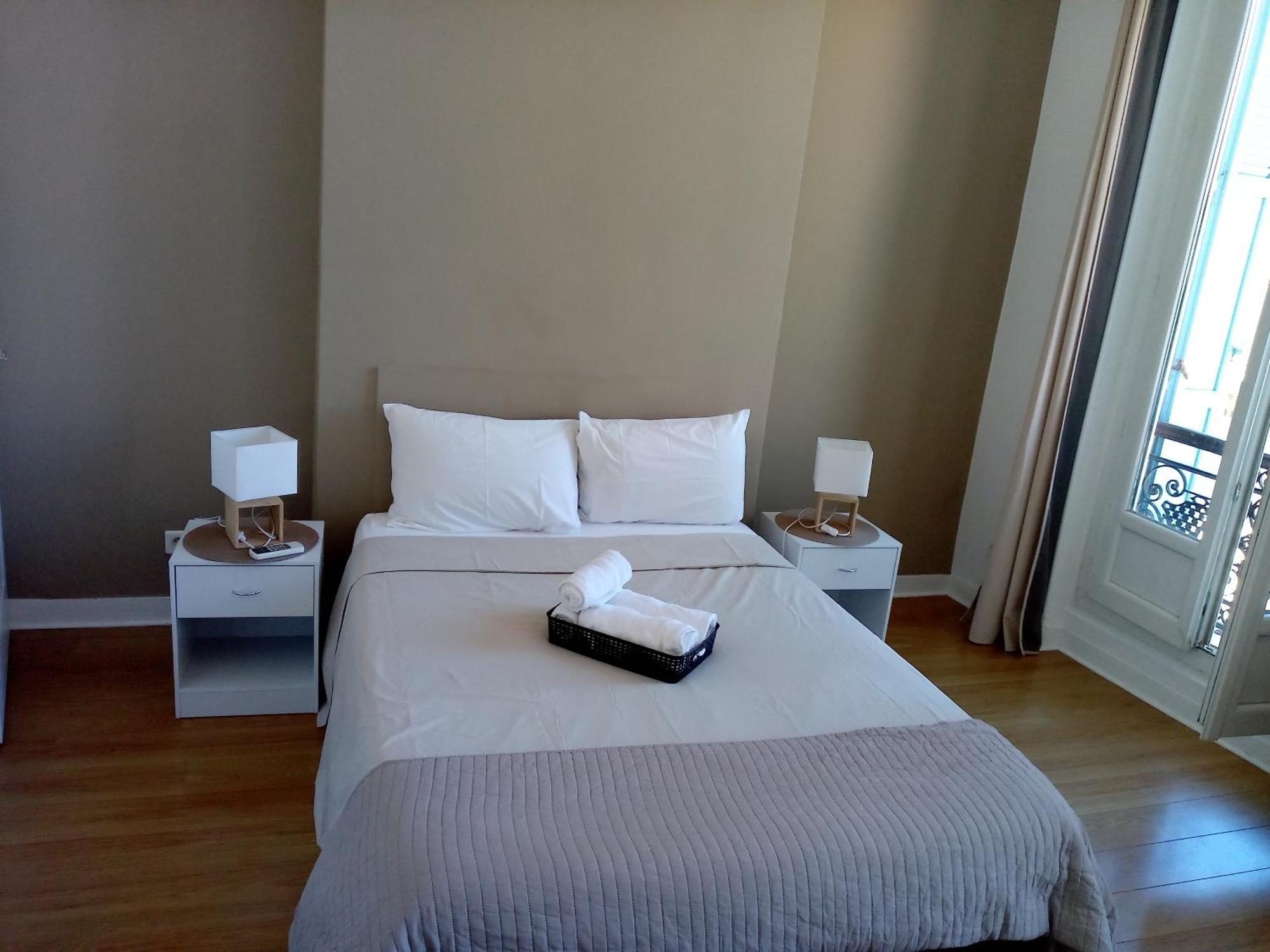 Quartier Le Plus Anime De Marseille "La Plaine Cours Julien "Chambre Avec Salle De Bain Wc Privee Integrees "Dans Appartement Bagian luar foto