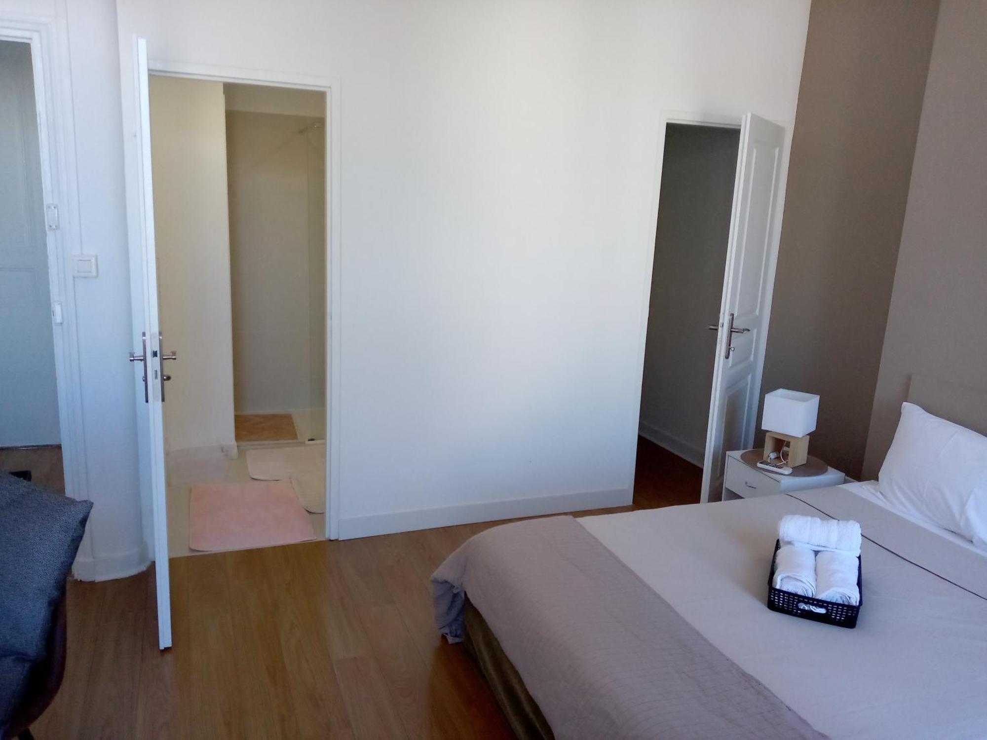 Quartier Le Plus Anime De Marseille "La Plaine Cours Julien "Chambre Avec Salle De Bain Wc Privee Integrees "Dans Appartement Bagian luar foto